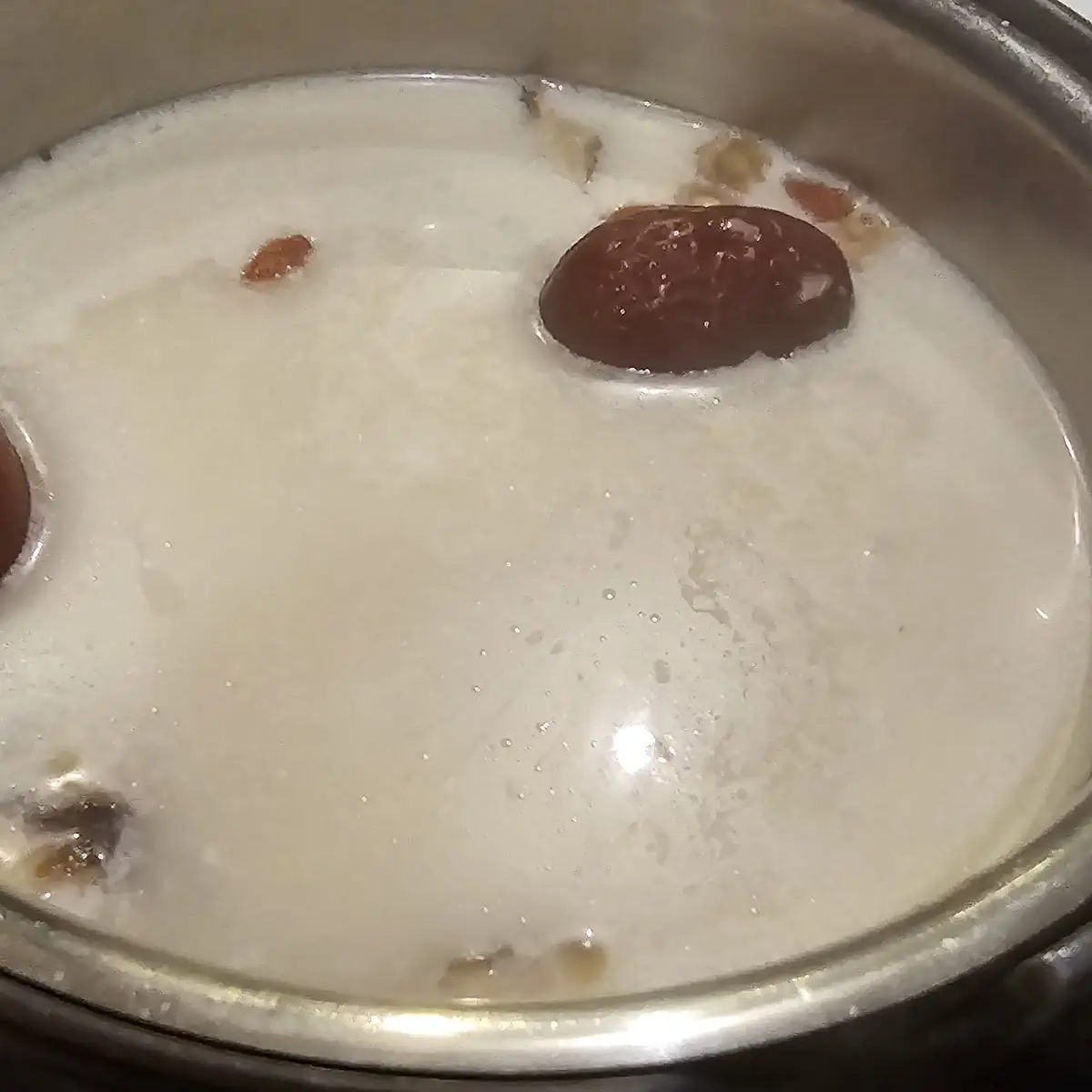Herb Hot Pot