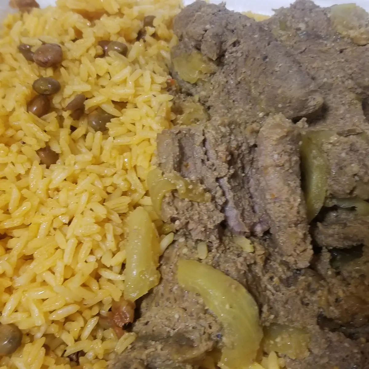 Bistec Encebollado