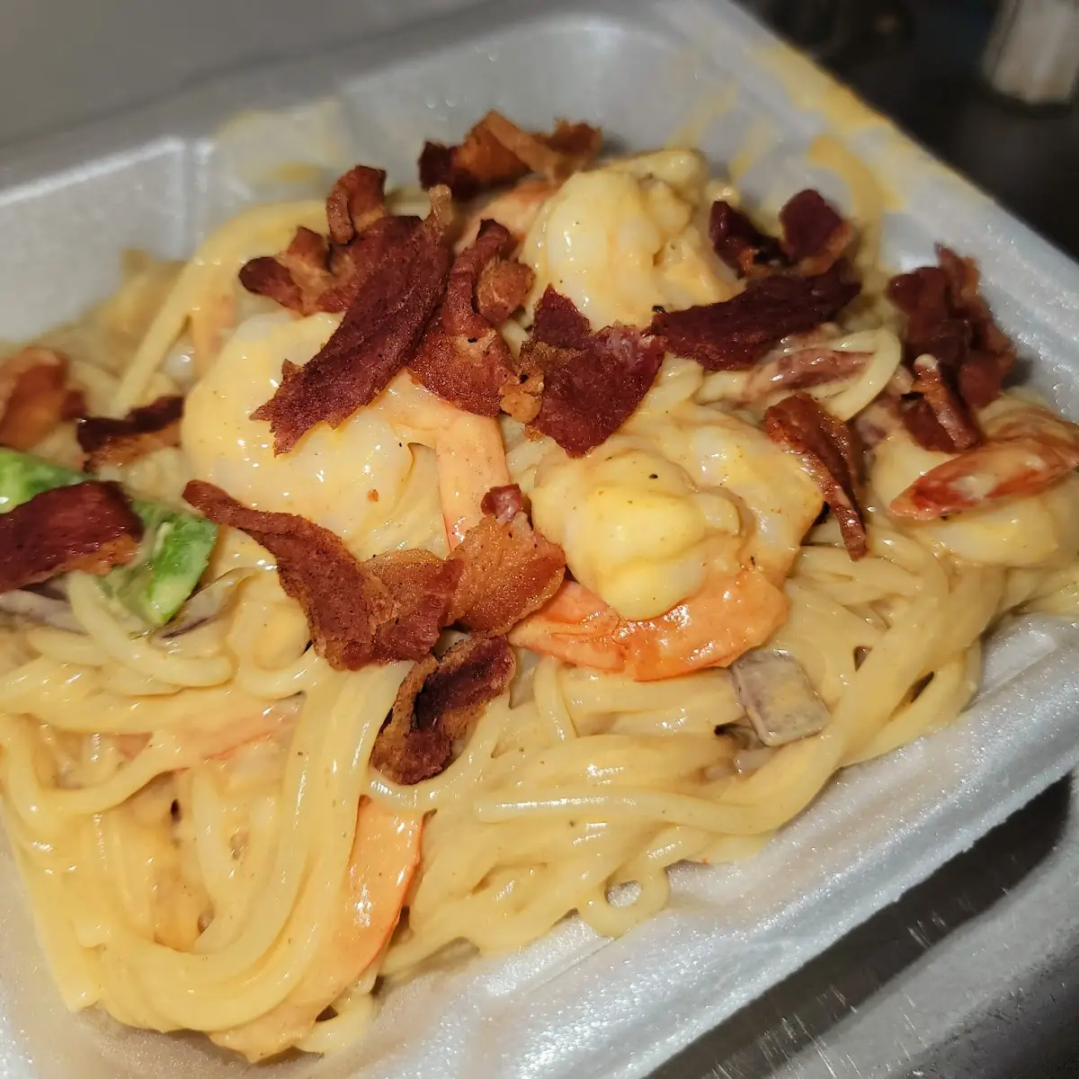 Alfredo Pasta Con Camarones