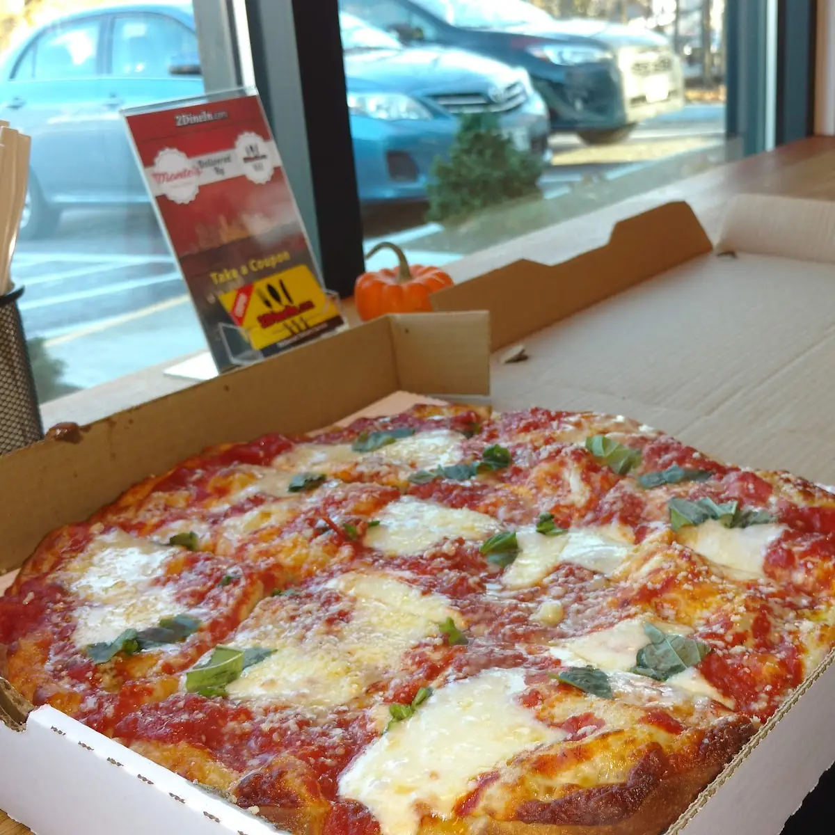 Vegan Pepperoni Pizza