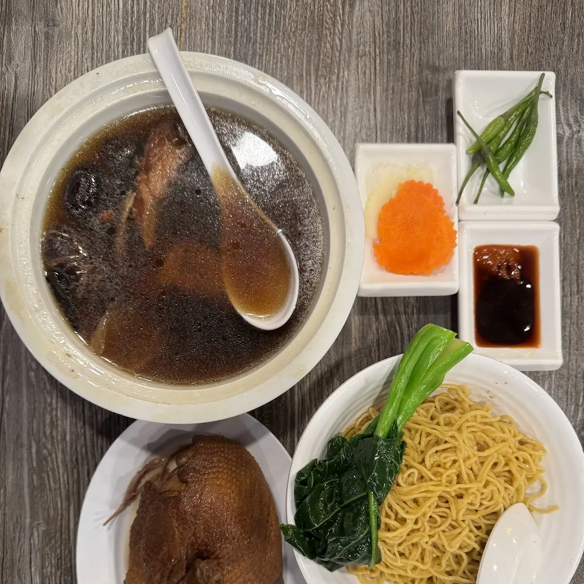 Mì Vịt Tiềm Duck Herbal Soup