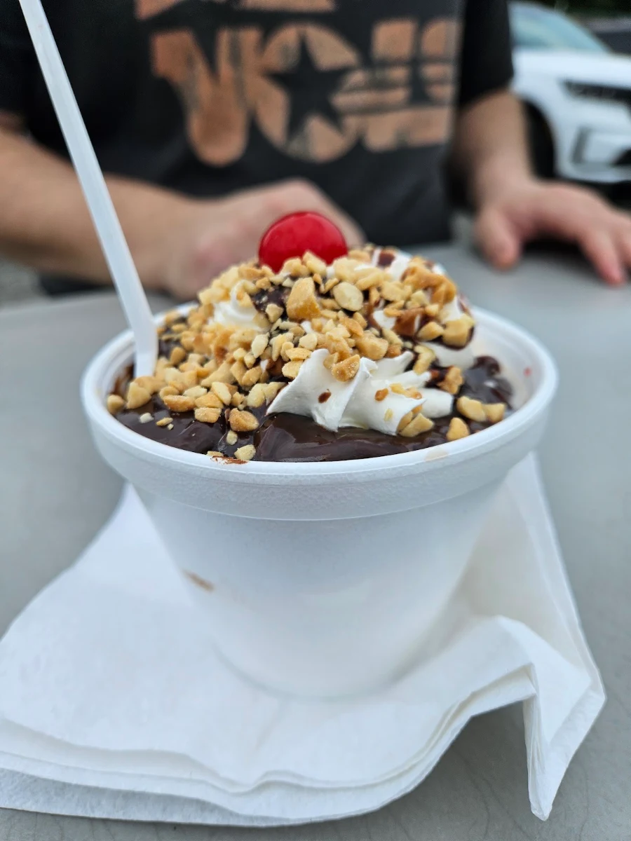 Small Hot Fudge Sundae