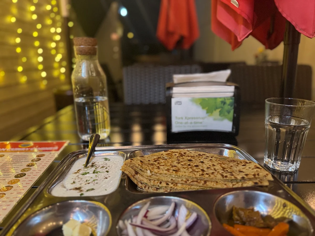 Gobi Paratha Plate 2 Paratha