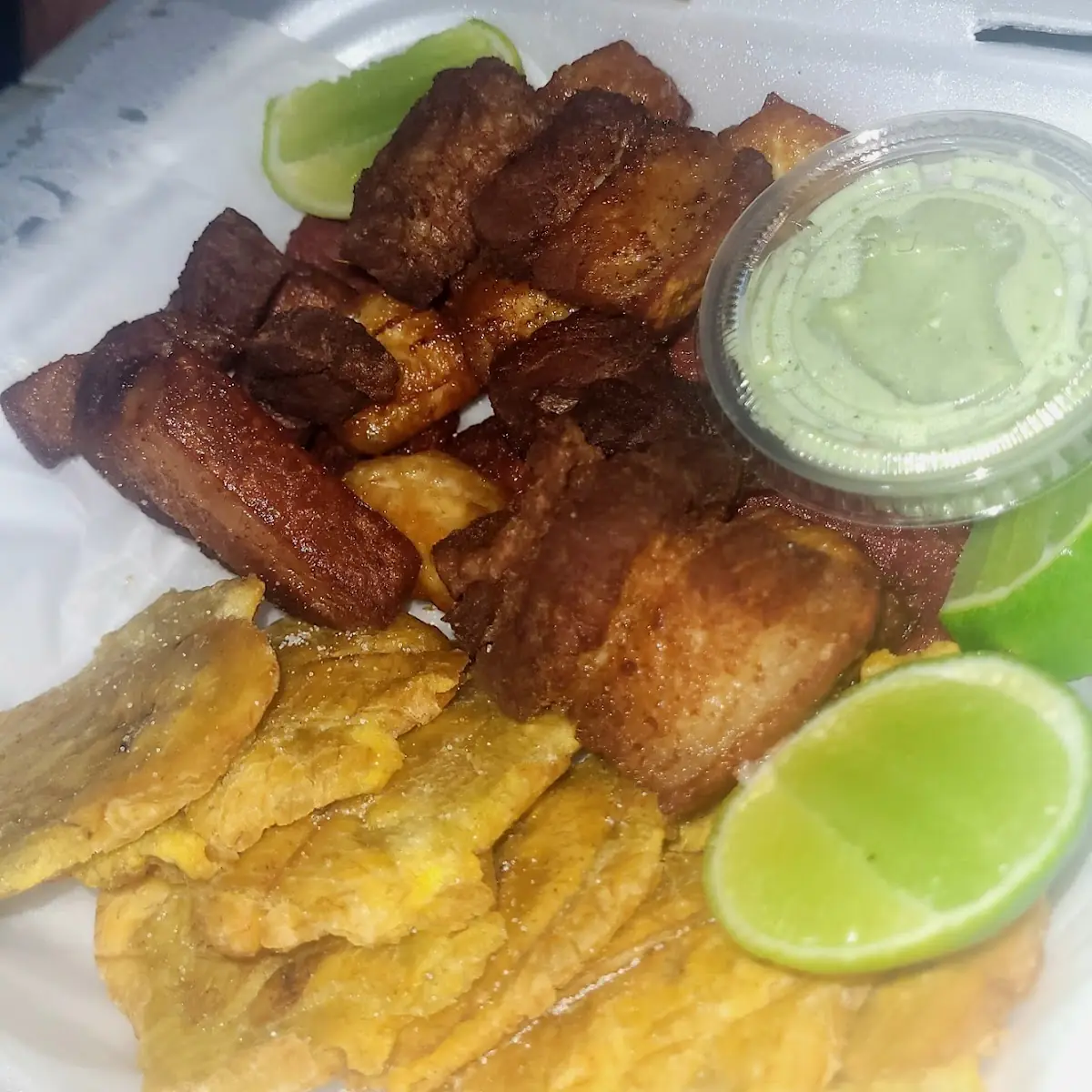Queso Frito Con Tostones