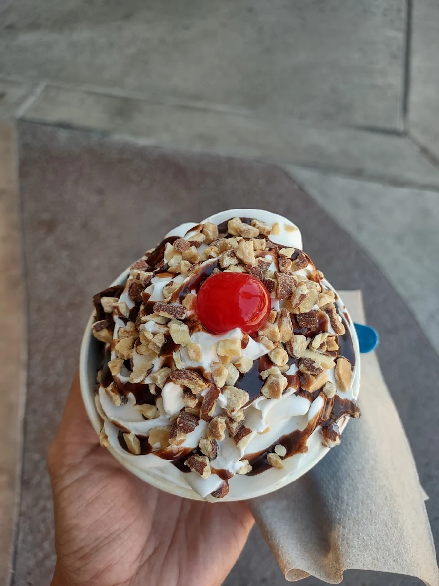 Brownie Sundae