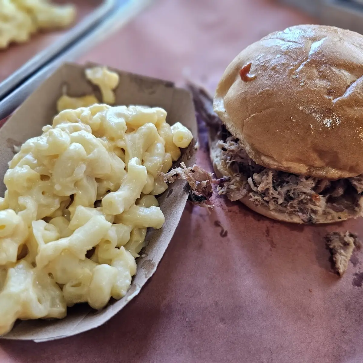 Pulled Pork Sandwich with Mac and Cheese
