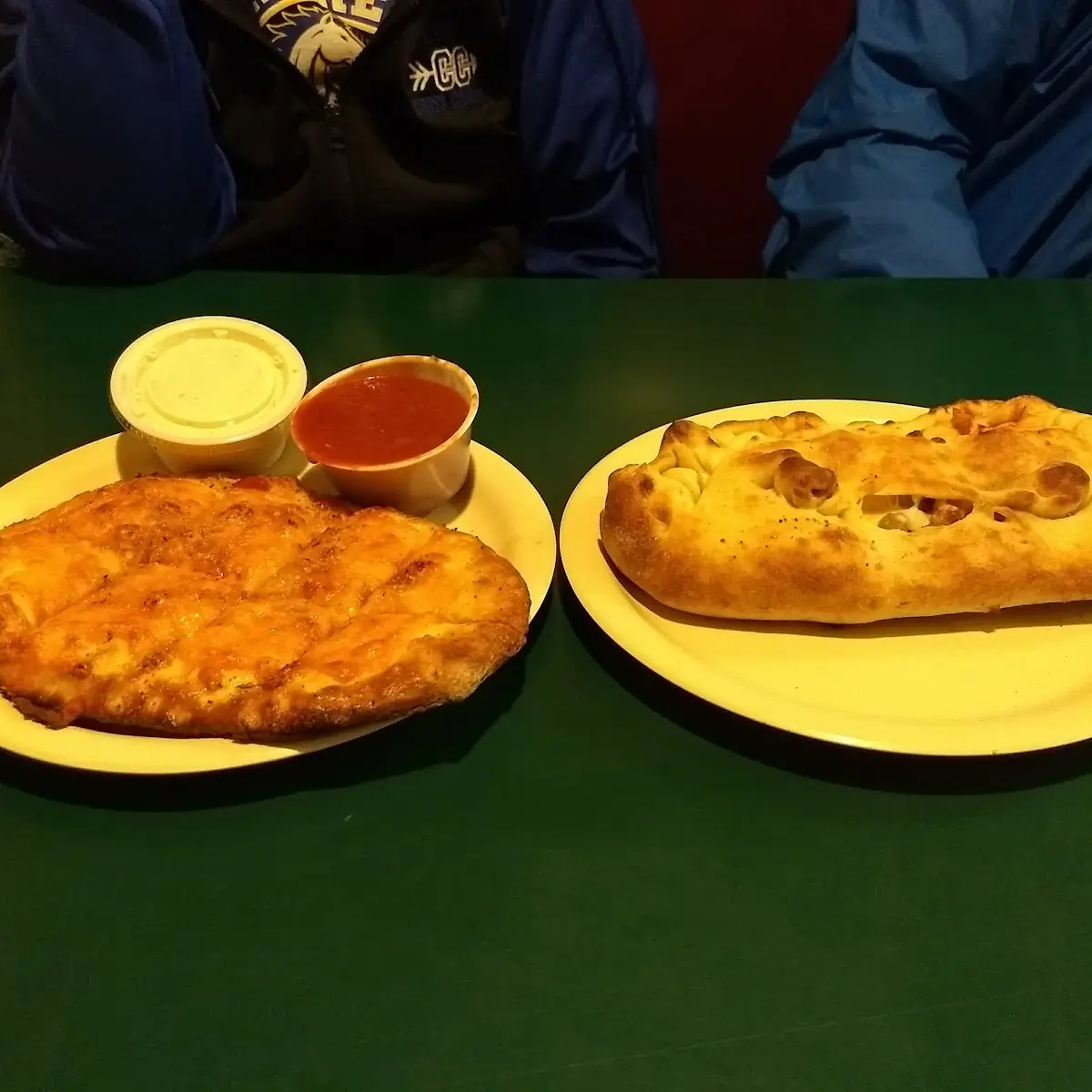 Garlic Cheese Bread & Calzone