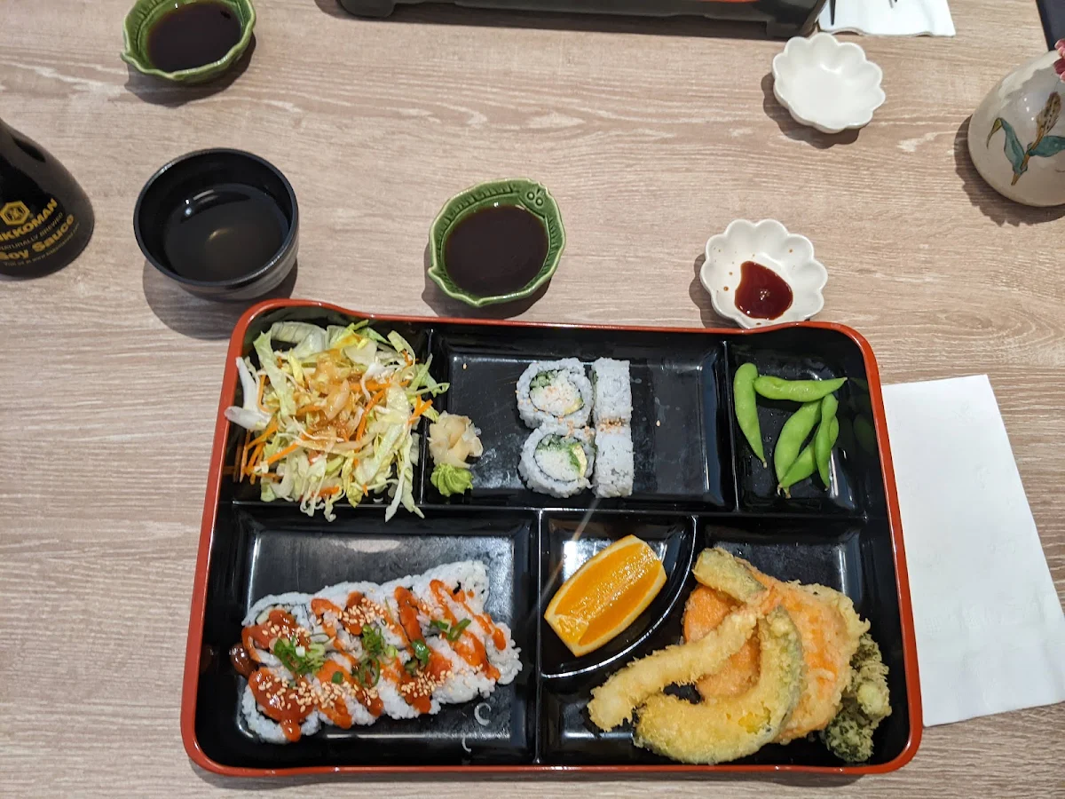 Spicy Salmon Lunch Bento