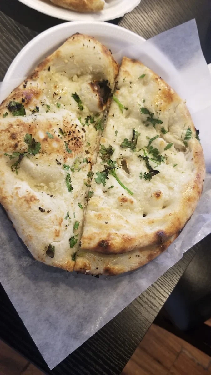 Garlic Naan, DESI SHAMIANA RESTAURANT