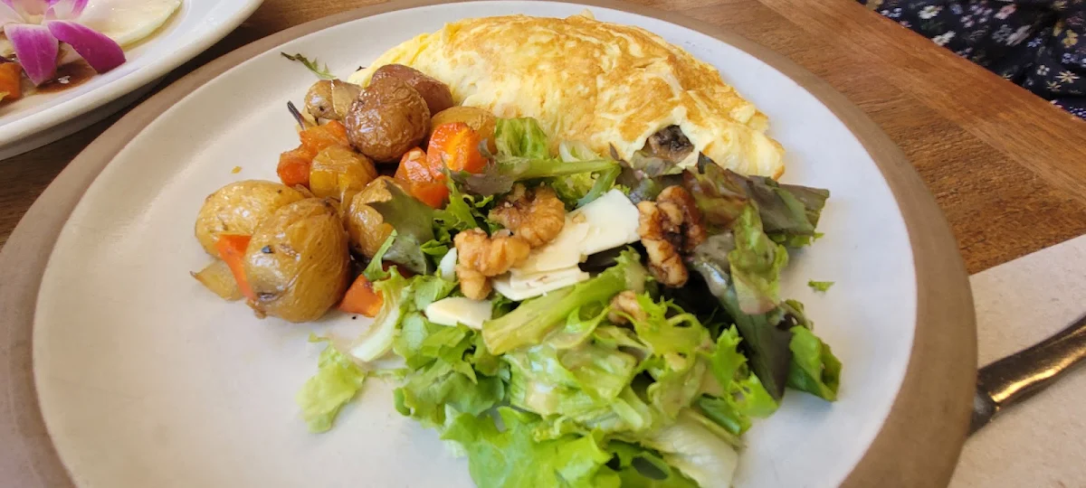 Mushroom Swiss Omelets