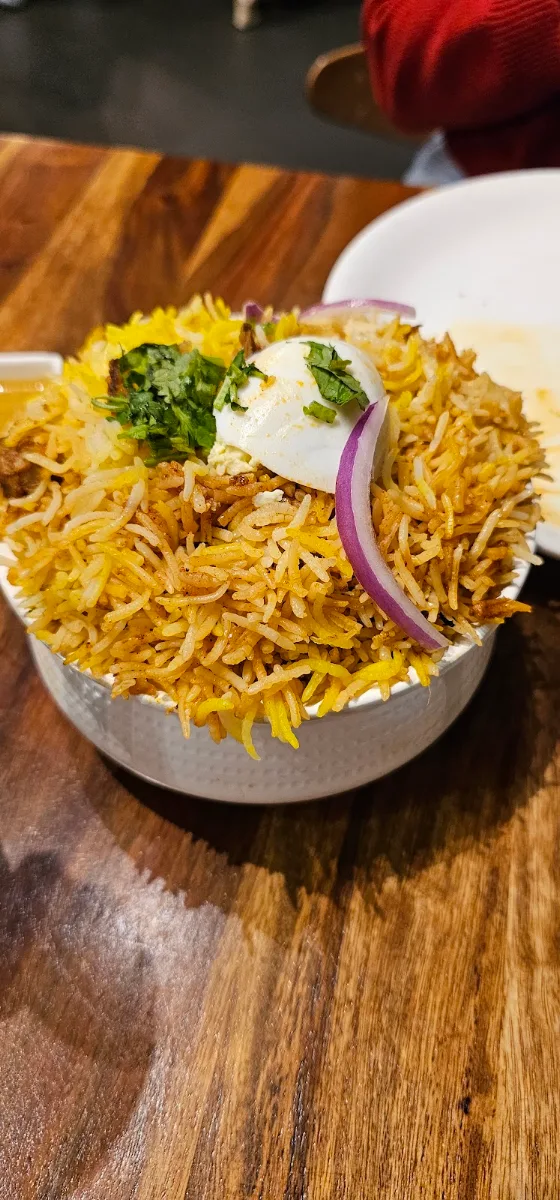 Hyderabadi Chicken Dum Biryani- Sole Pack