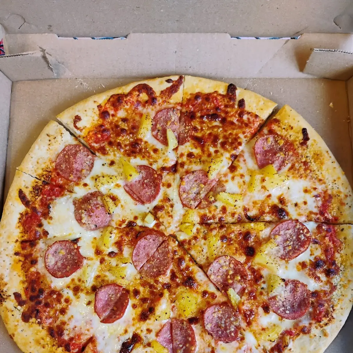 Hawaiian Pizza