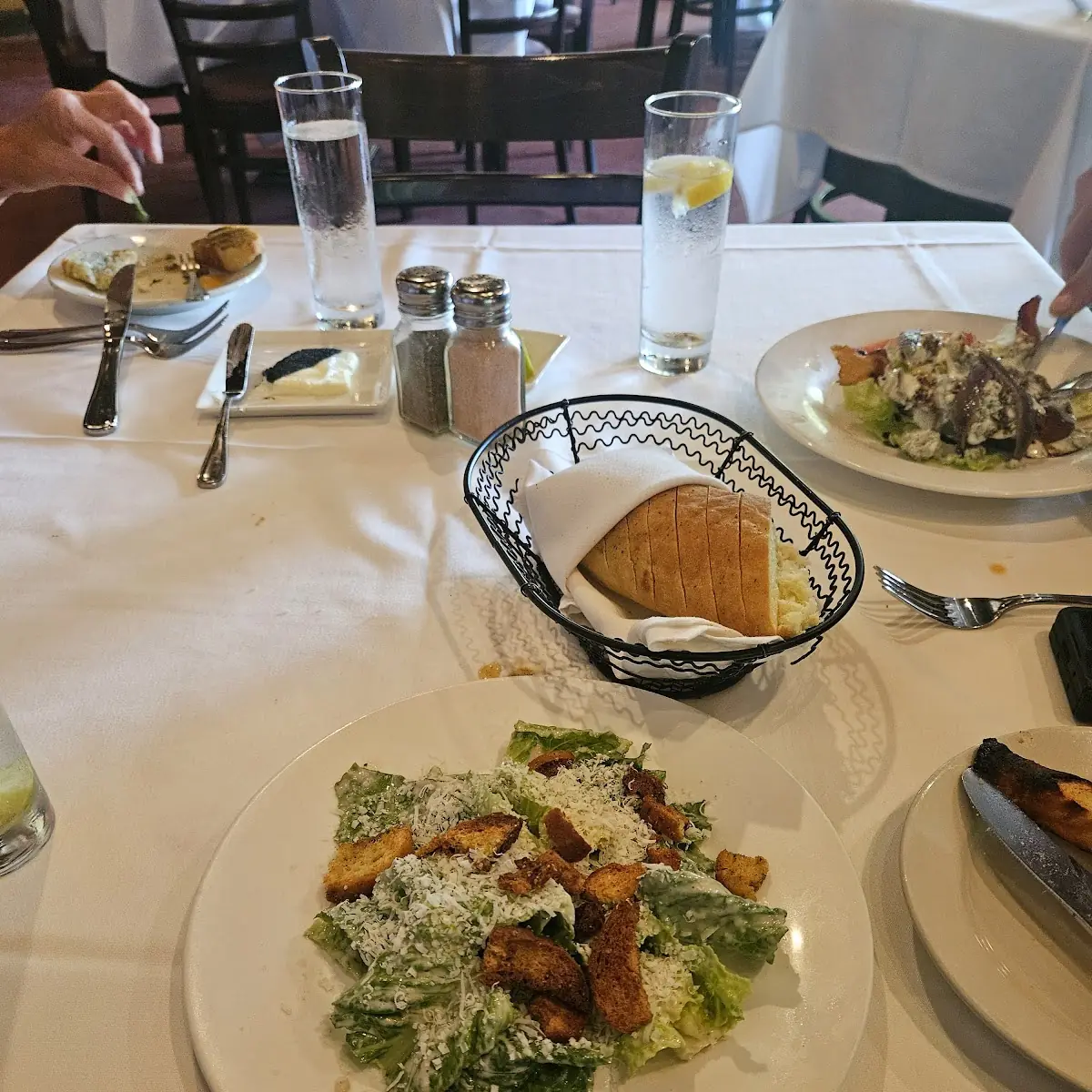 Chophouse Spinach Salad
