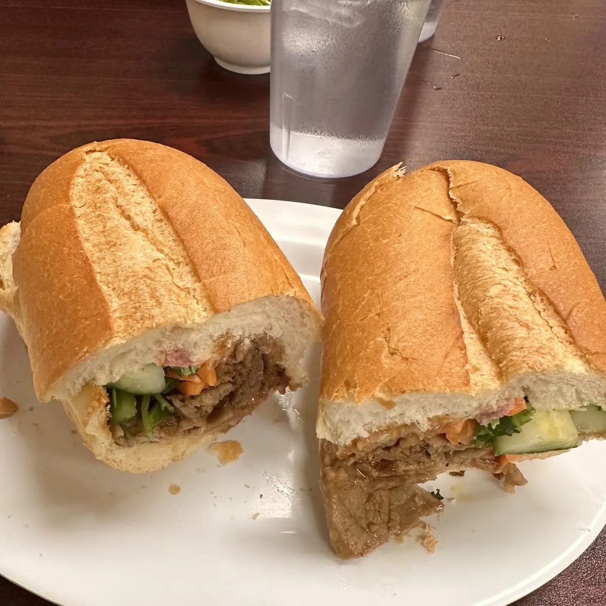 Banh MI Thit