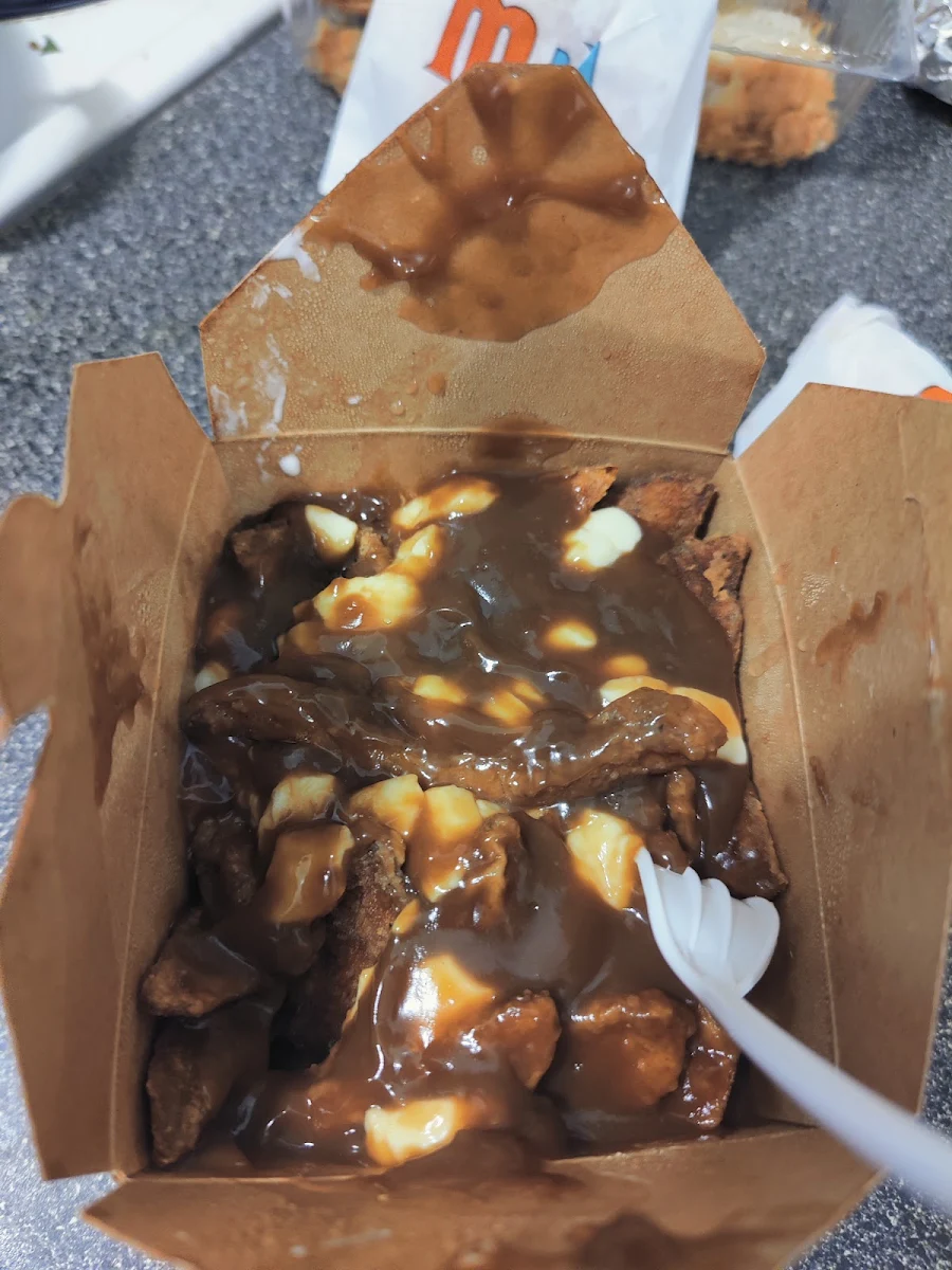 Taters Poutine
