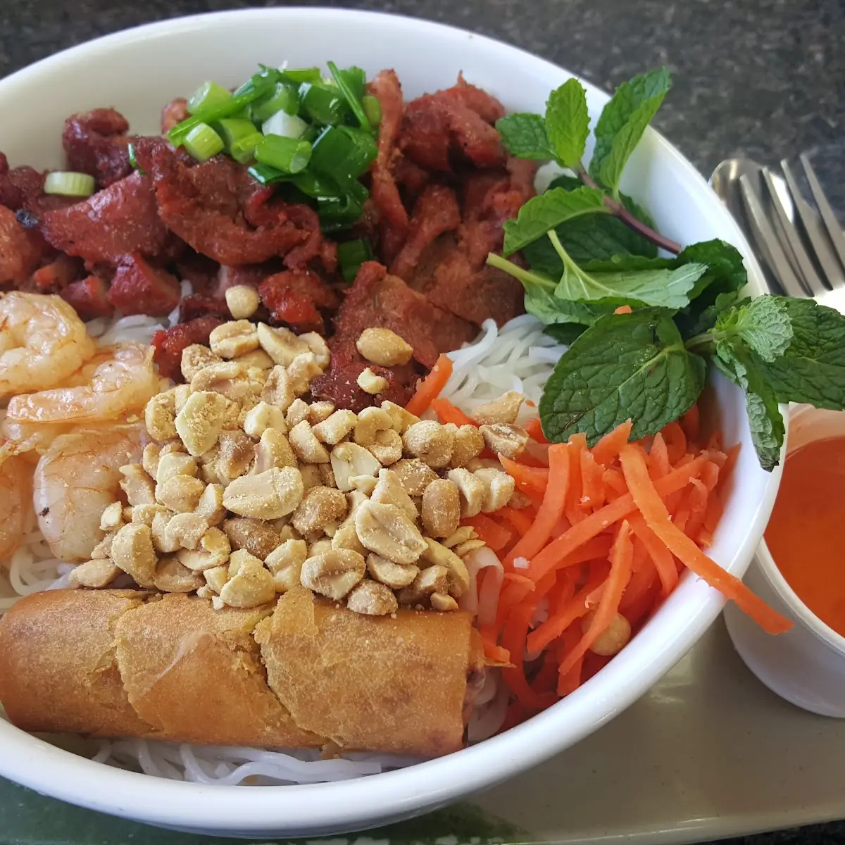 Bún Thịt Nướng