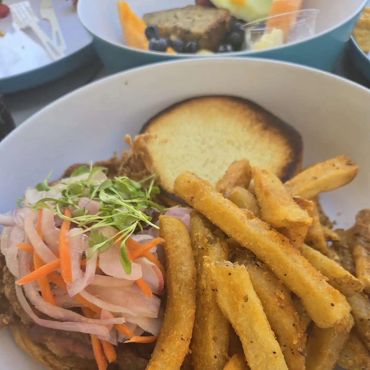 Moku Roots Veggie Burger