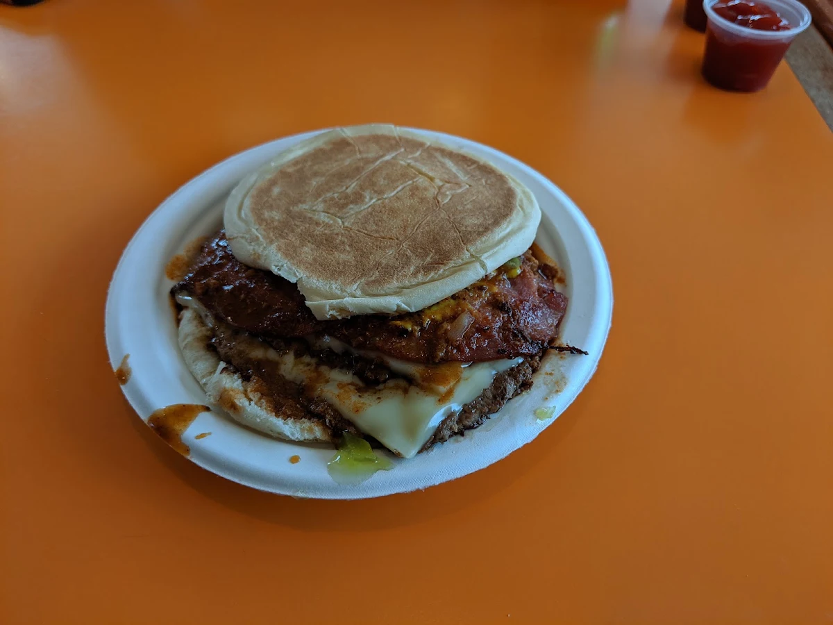 Highlights, Dic Ann's Hamburgers St-Eustache