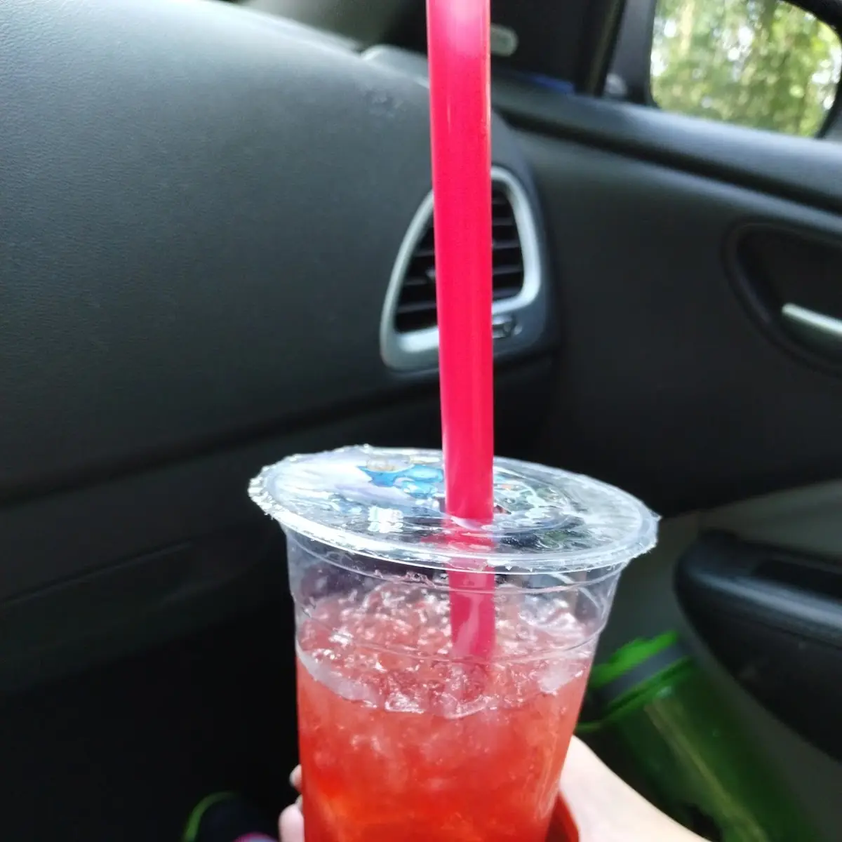 Dragon Fruit Tea with Strawberry Bona Pearls