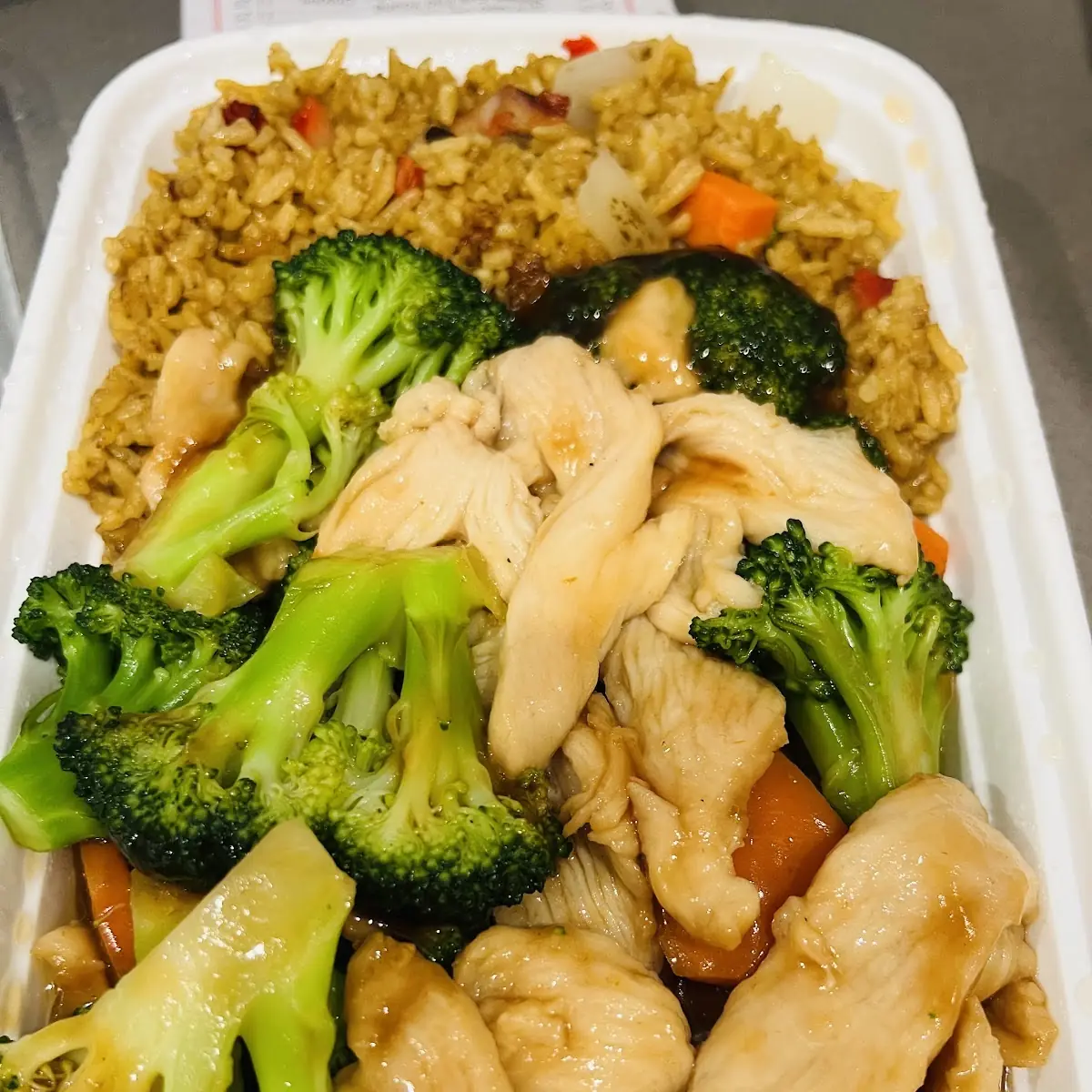 Steamed Chicken w Broccoli
