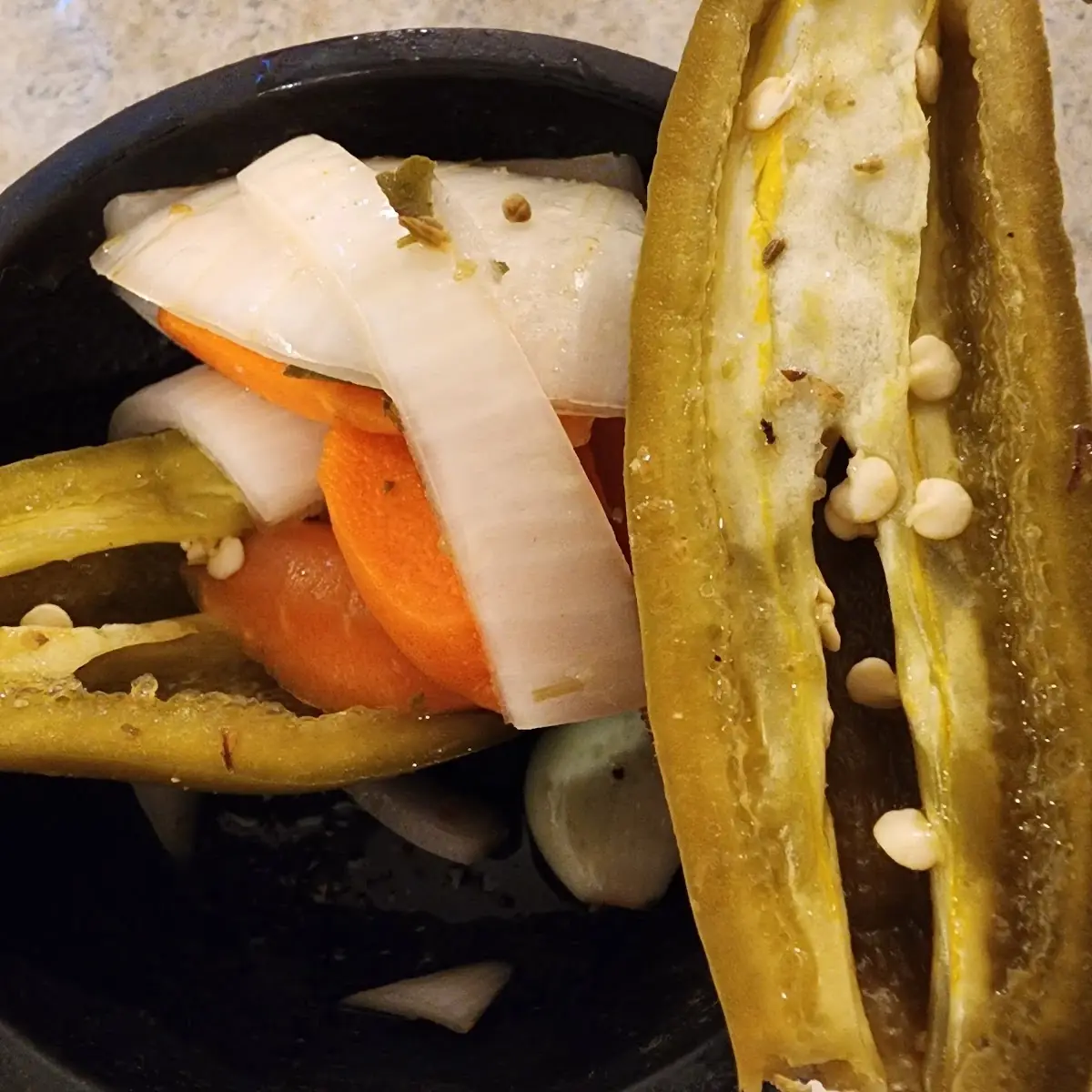 Chiles En Vinagre