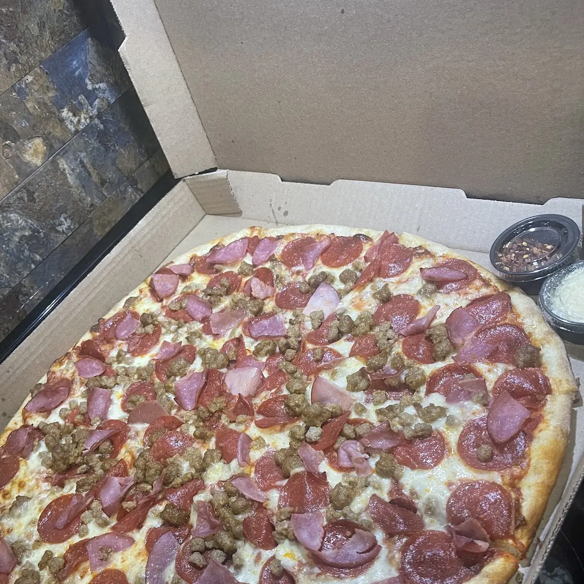 Lotsa Meat Pizza