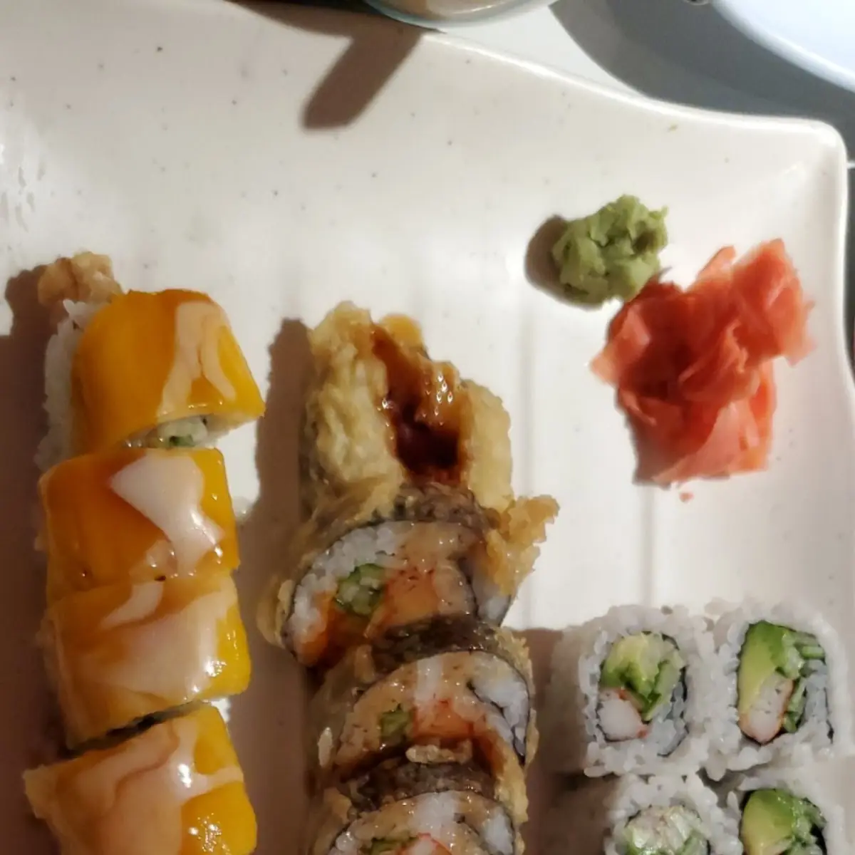 Tropical Roll Yam Yam & California Roll