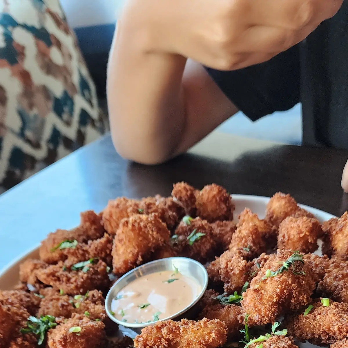 Chicharrones De Pescado Empanizado