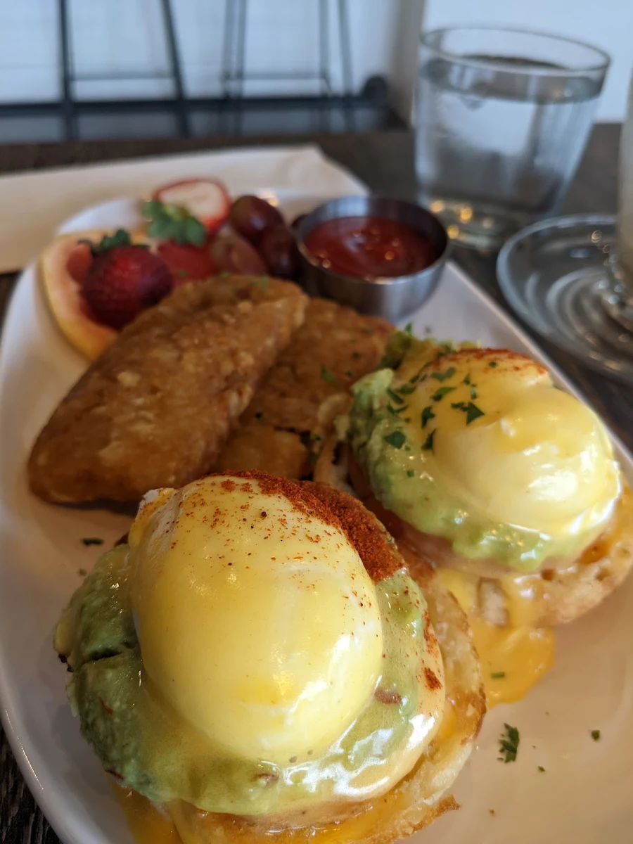 Avocado Benny