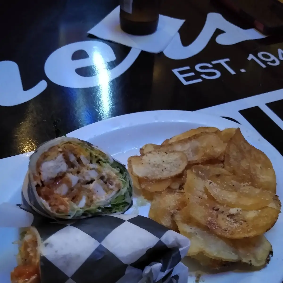 Buffalo Chicken Wrap with Parmesan Chips