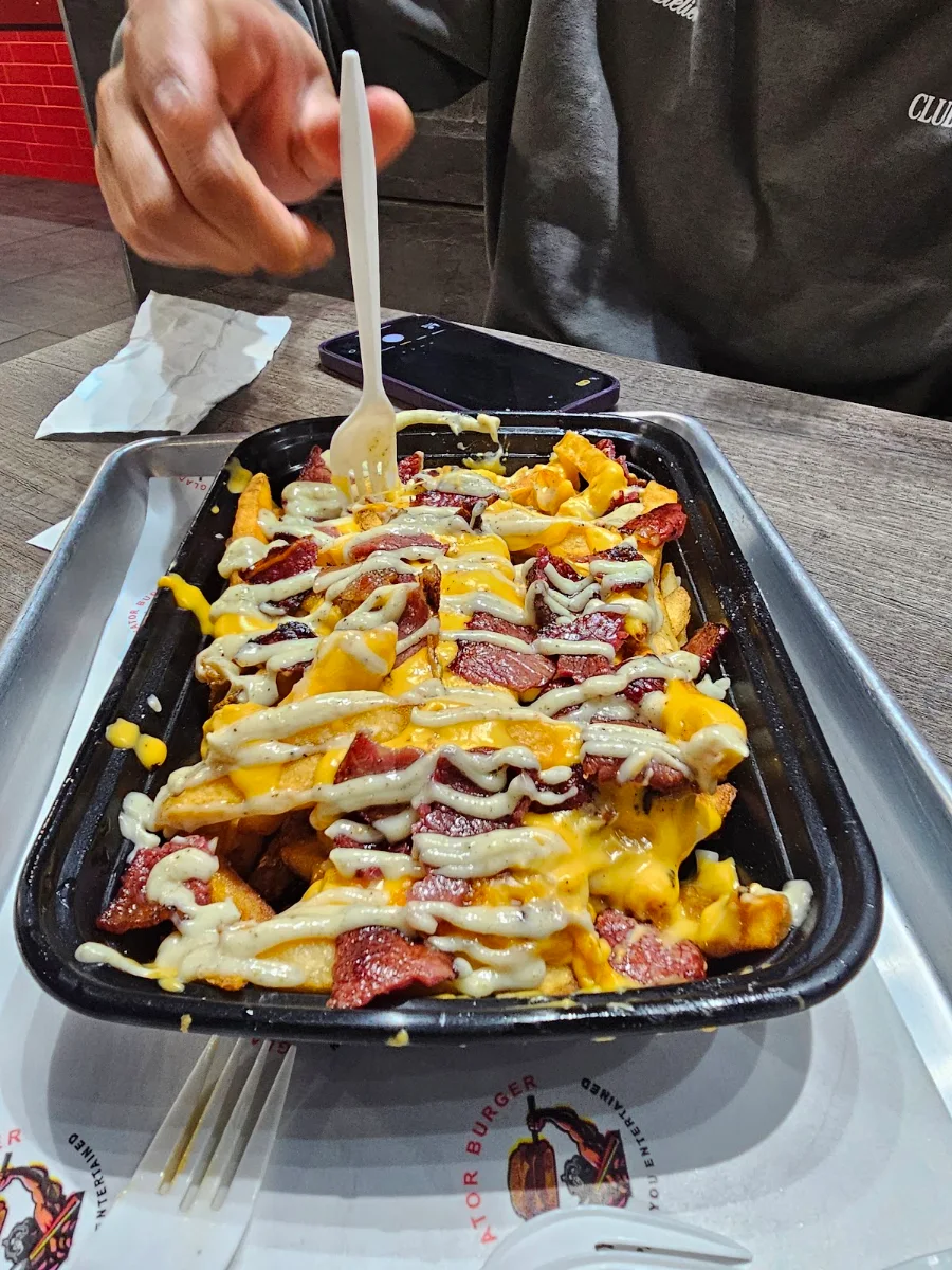 Cheesy Fries with Bacon and Garlic Aoli