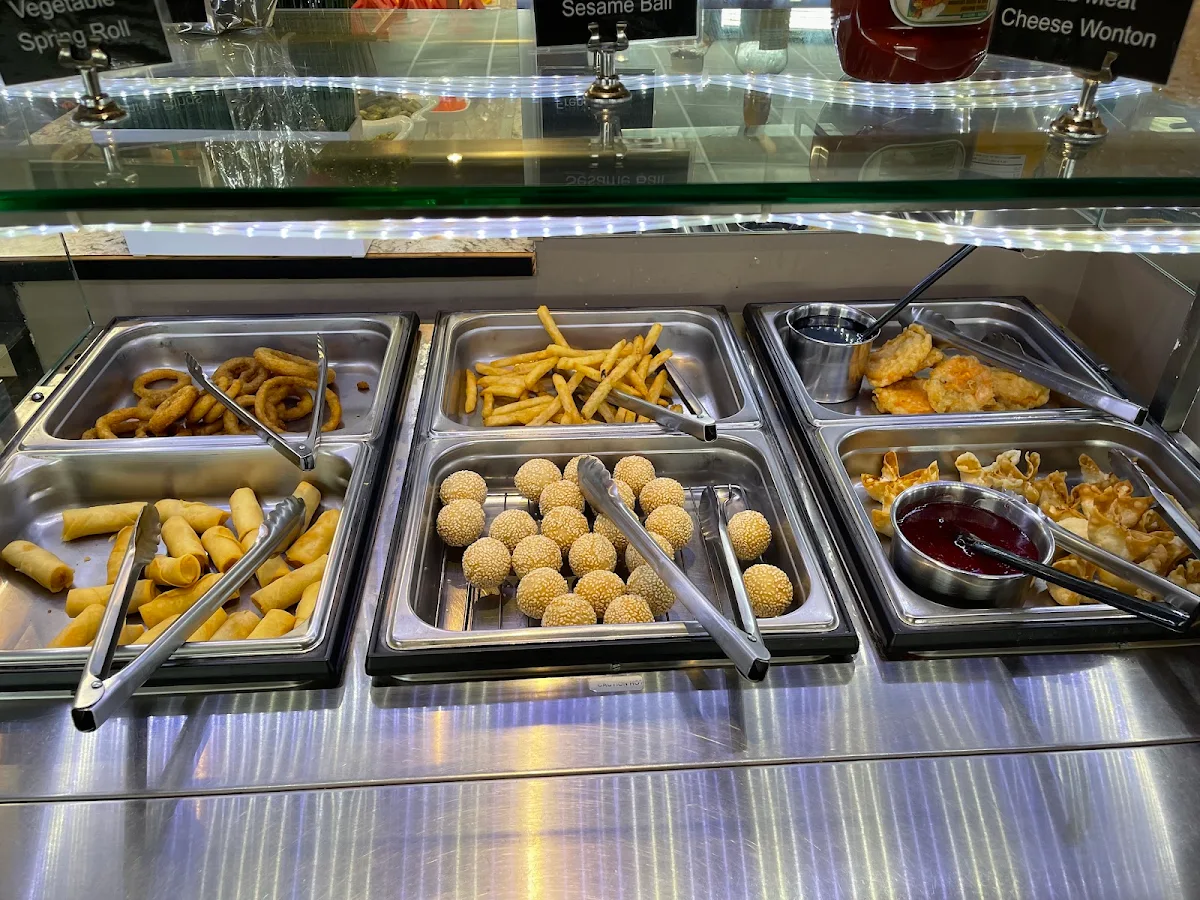 Royal Wok Sushi 16 Pieces, Royal Wok Buffet