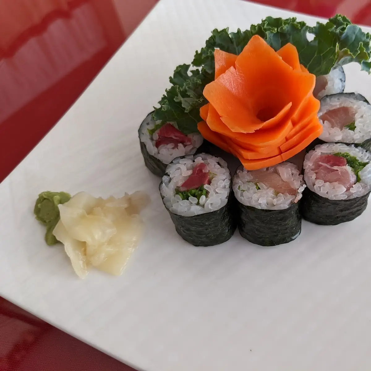 Yellowtail Roll