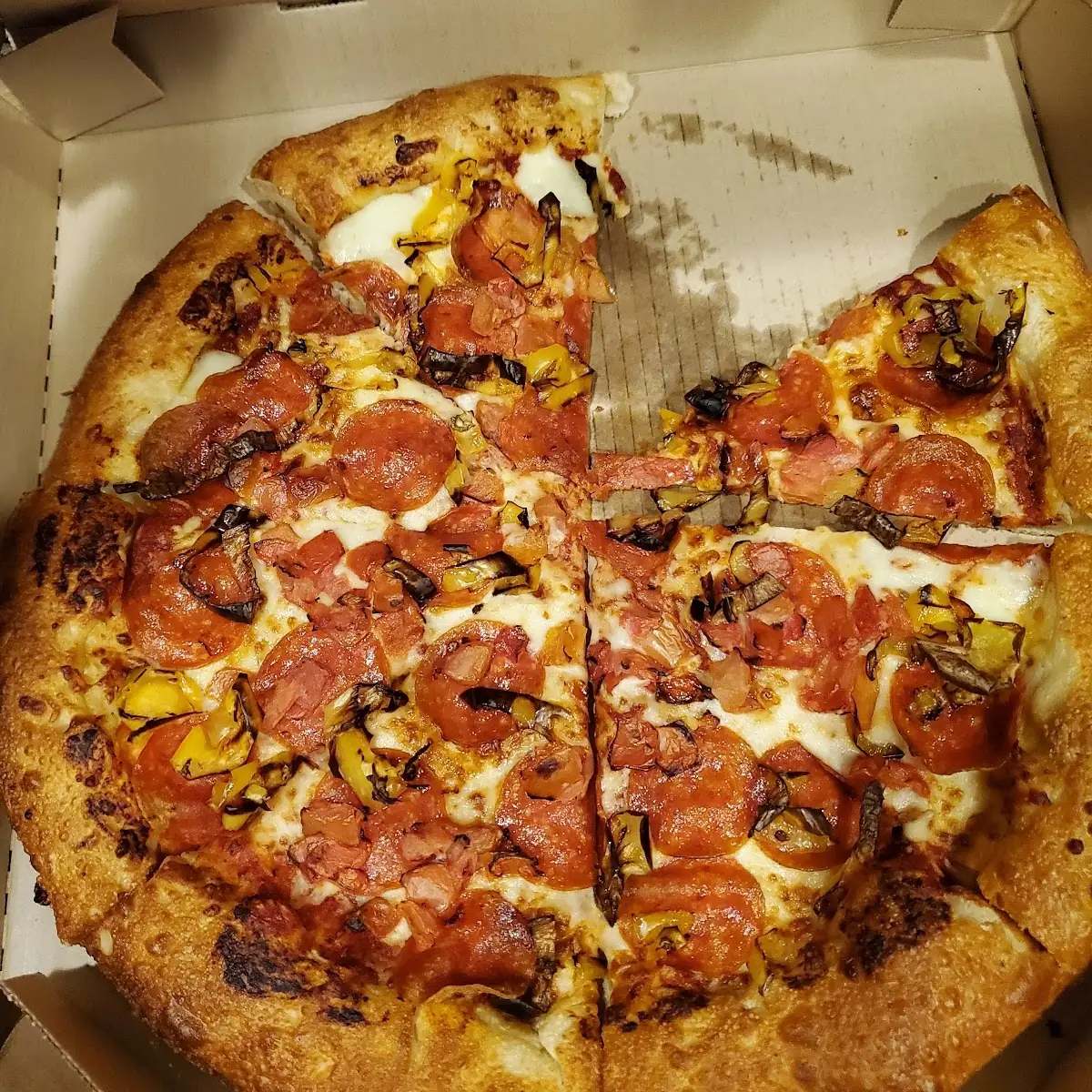 Large Stuffed Crust Pizza