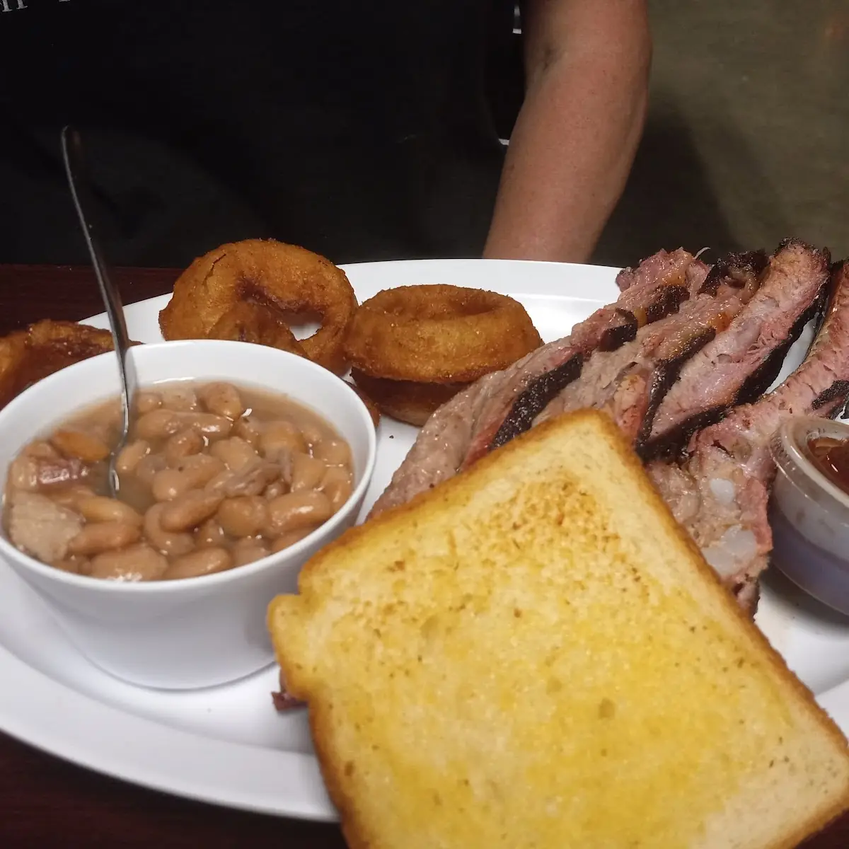 Bar B Que Ribs Fried Green Tomatoes Pinto Beans