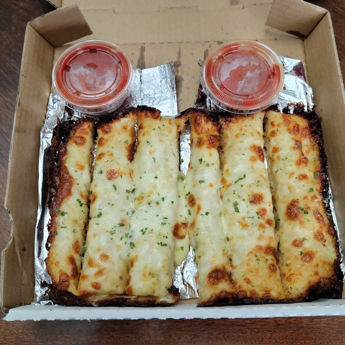 Cheesy Bread and Marinara