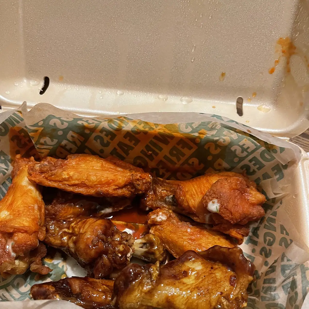 Hot Wings Garlic Parmesan Wings