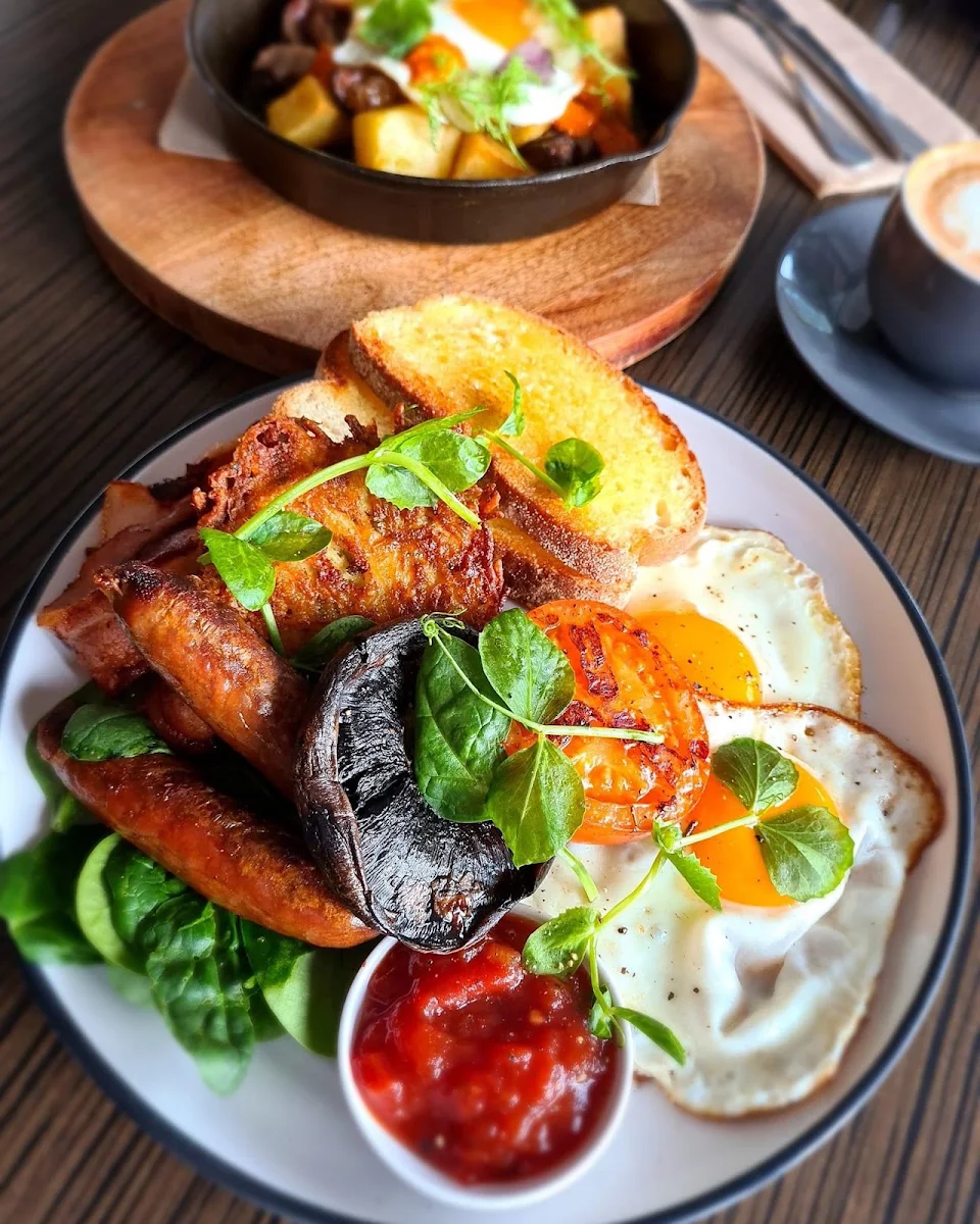 Highlights, North Cafe