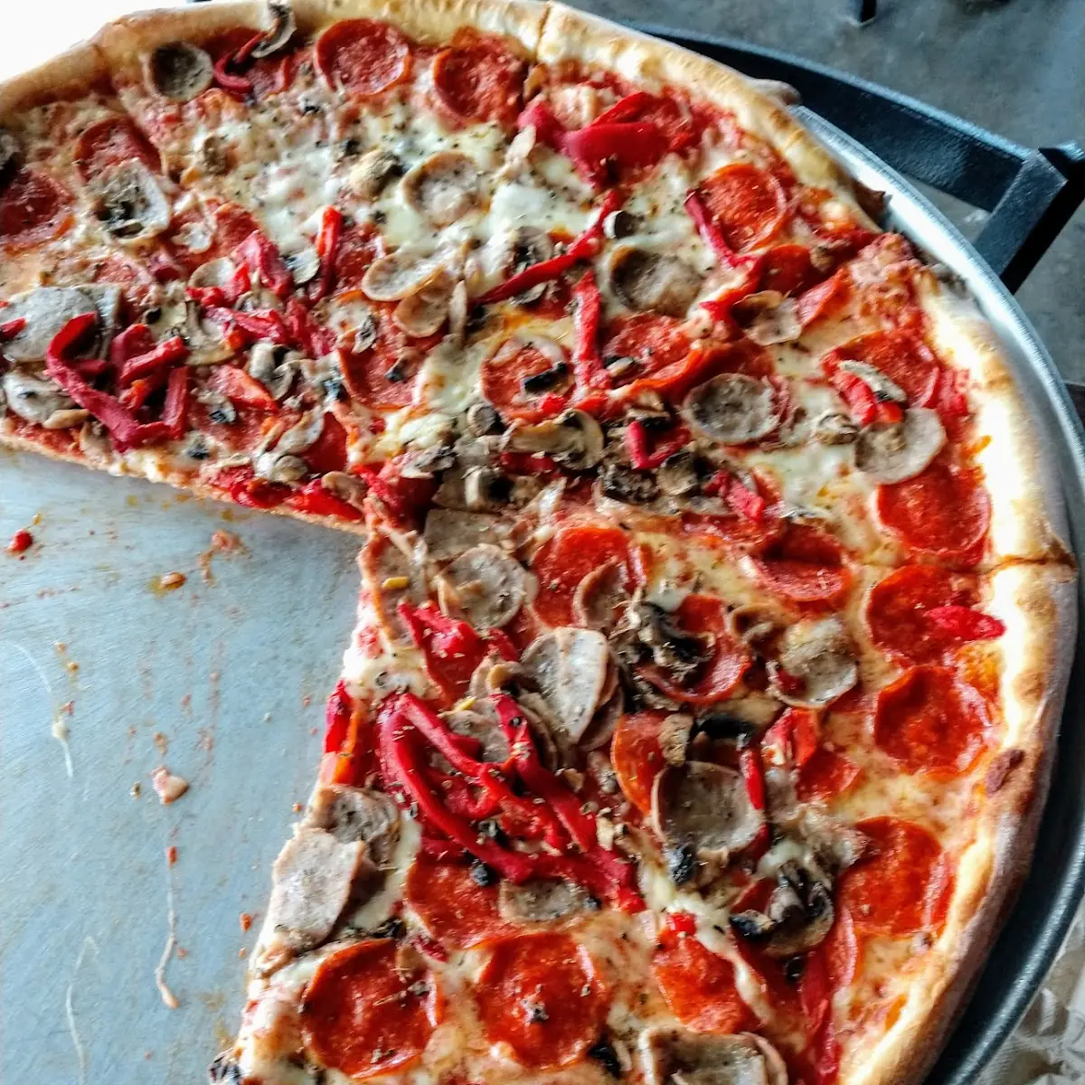 Pizza with Roasted Red Peppers