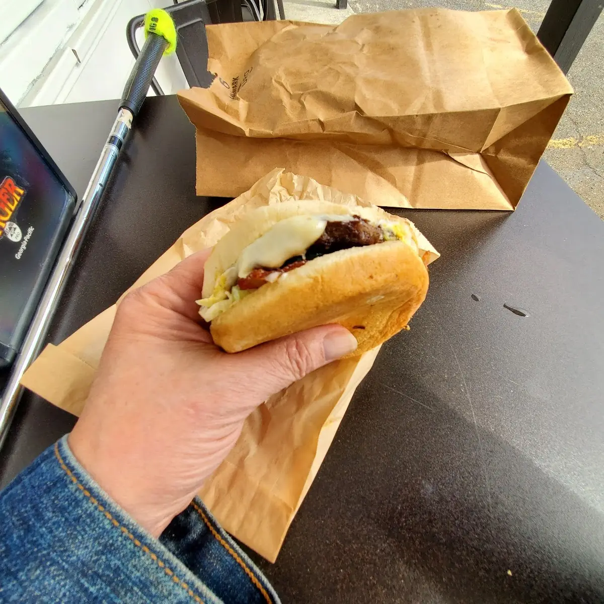 MUSHROOM SWISS BURGER