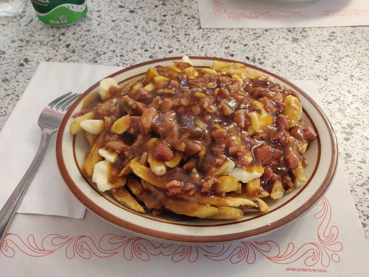 Smoked Meat Poutine, Nouveau Système Beaubien