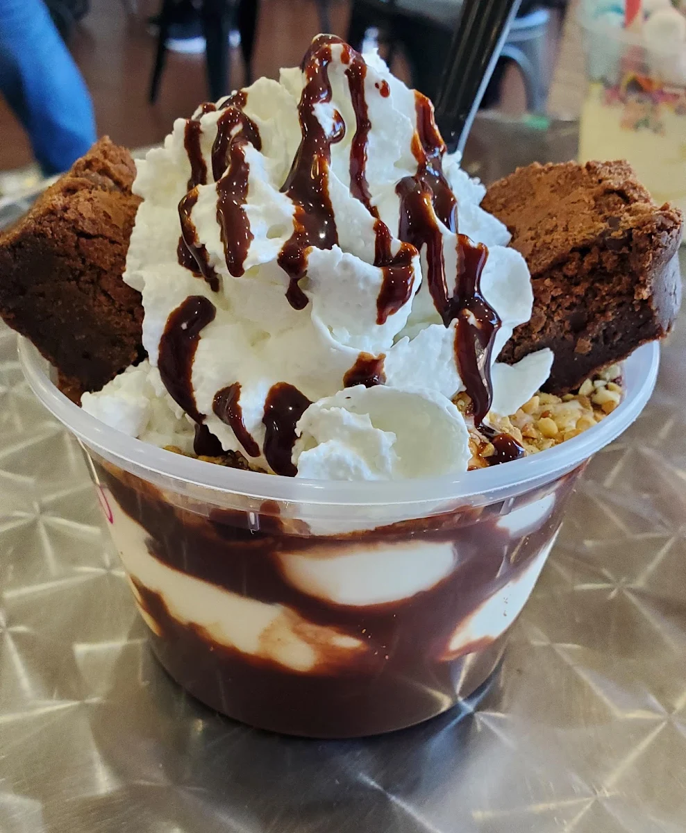 Brownie Sundae