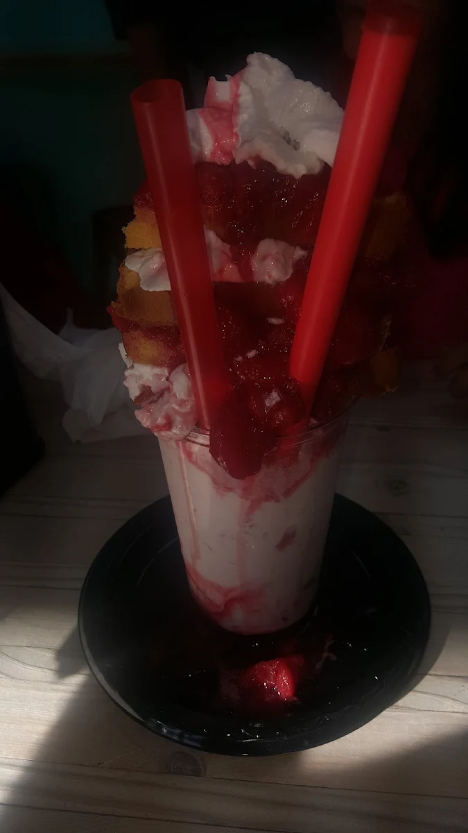 Strawberry Sundae
