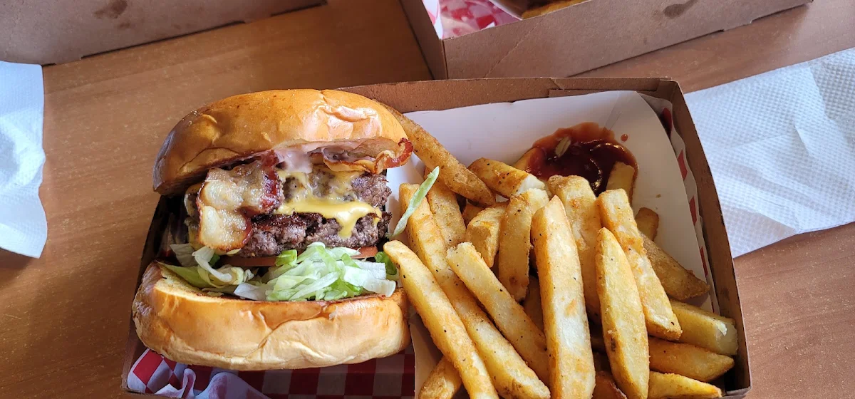 Double Beacon Cheese Burger