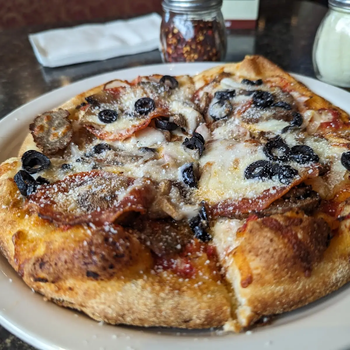 Deluxe Personal Pizza