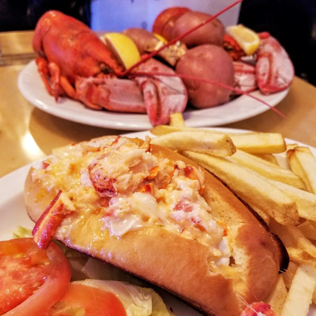 Hot & Cheesy Lobster Roll