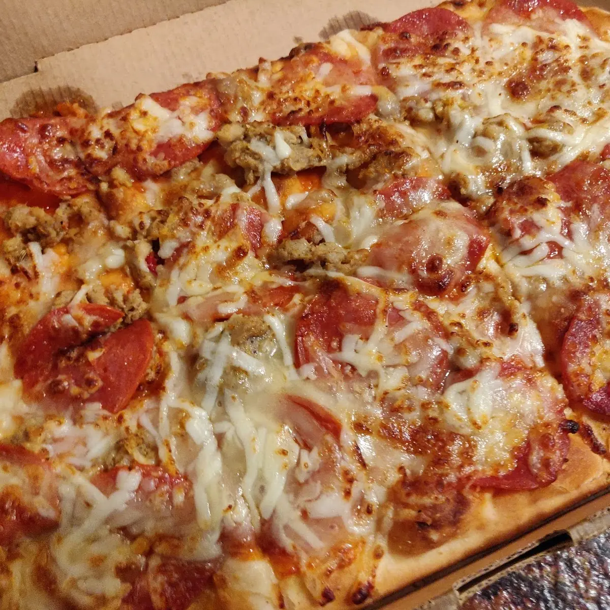 Pepperoni & Sausage Flatbread Pizza