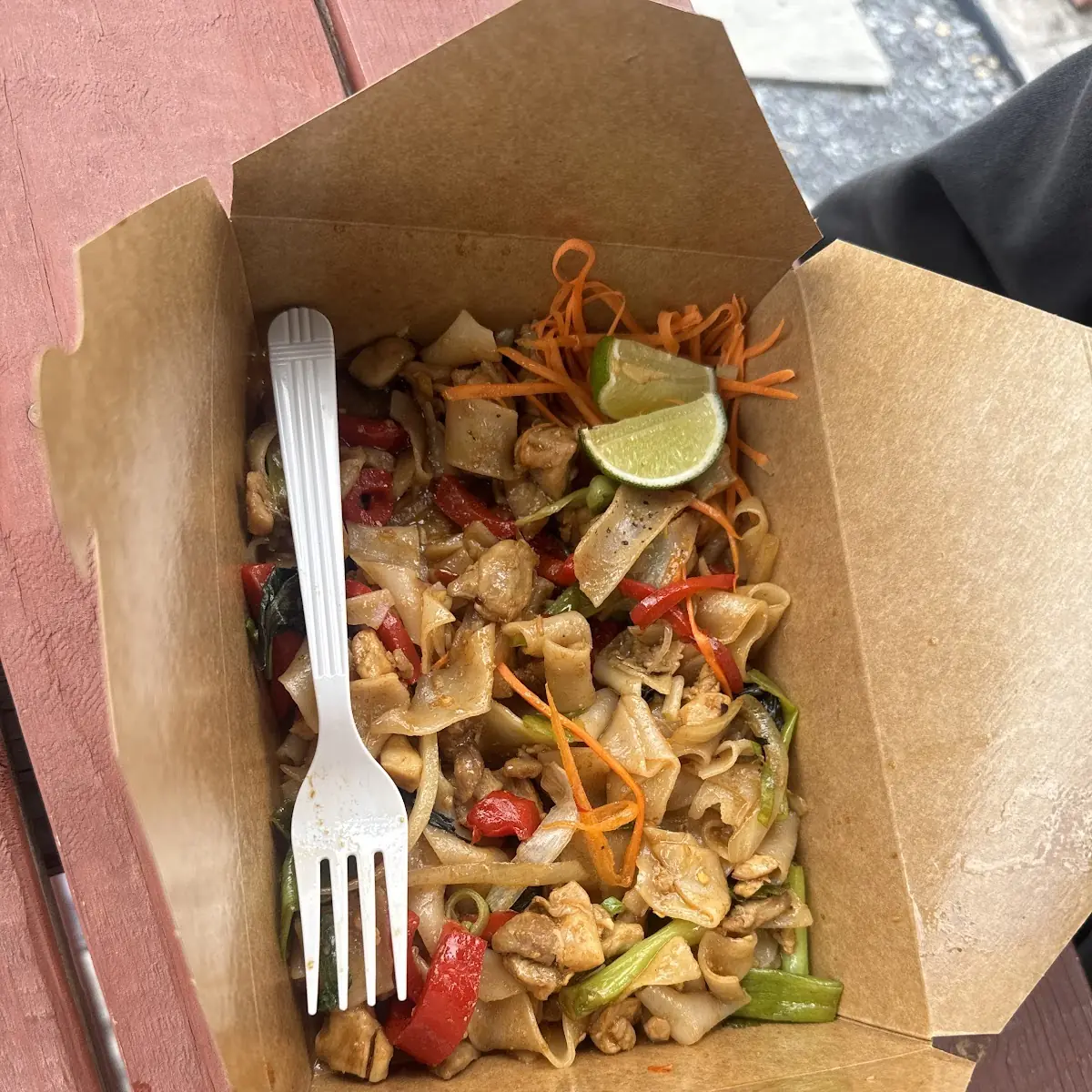 Shrimp Pad Thai with Lime and Peanuts