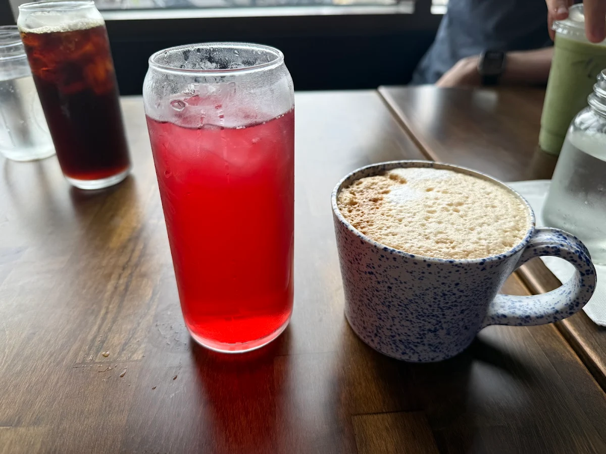 Blueberry Iced Tea and Cappuccino