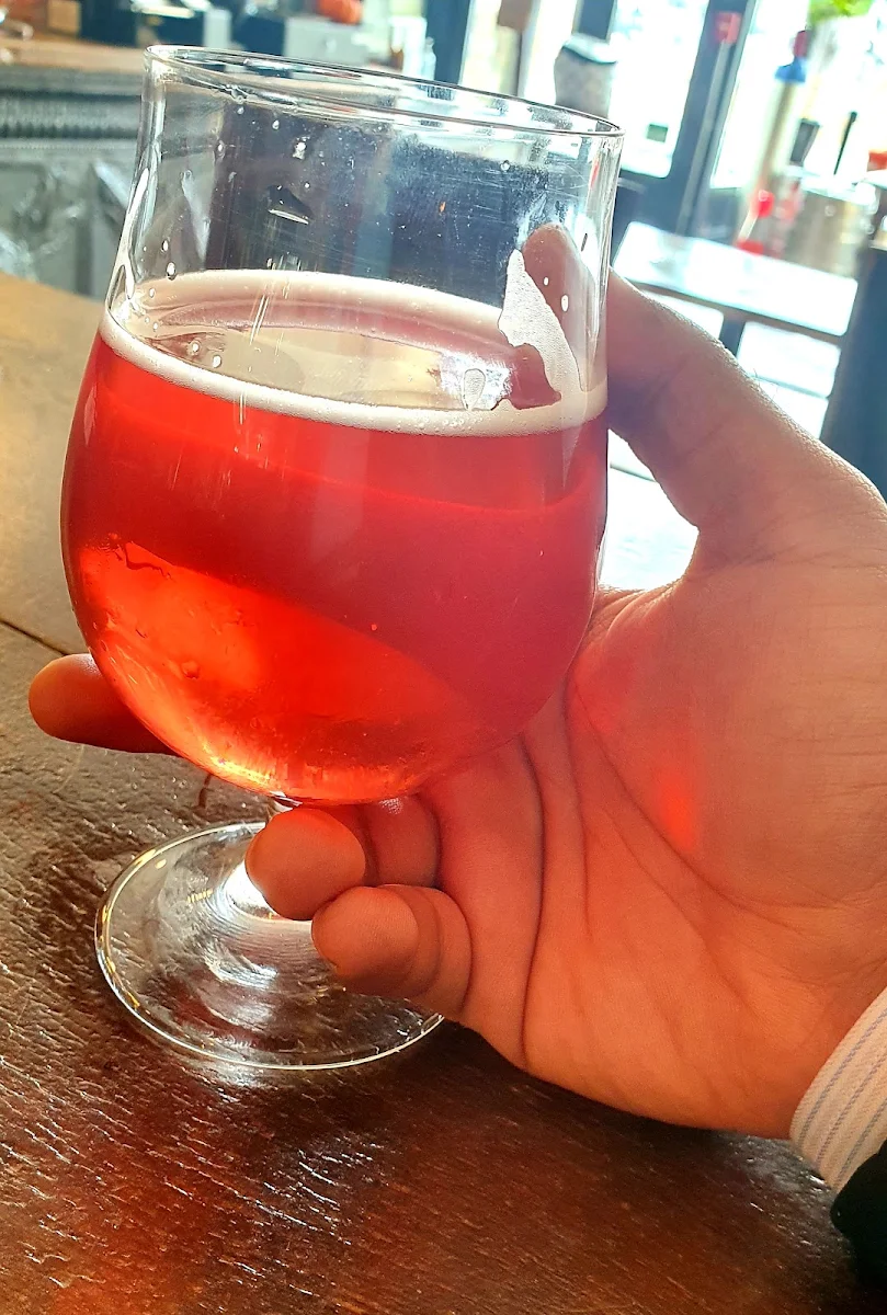 Velvet Elvis, Brothers Brewing Company